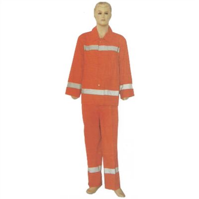 158178     FLAME RETARDANT SUIT 150°C