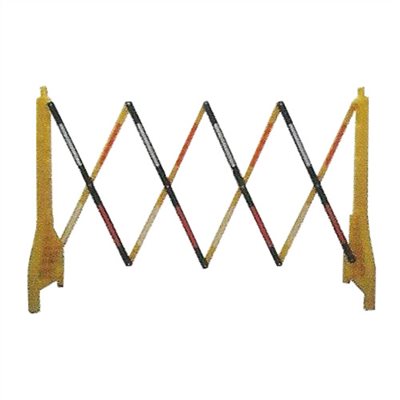 152732     FOLDABLE AND EXPANDABLE BARRICADES